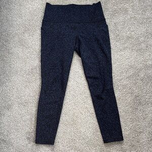 Athleta Salutation Stash Pocket 7/8 Gravel Blue and Black Tights. Size S